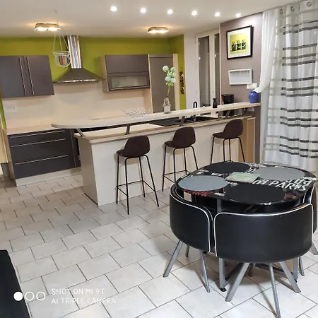 Meuble Centre Sci Flym Apartmán
