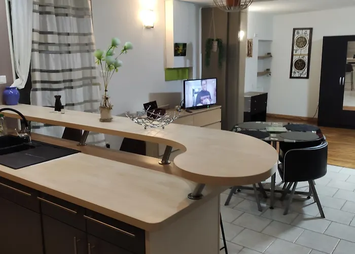 Meuble Centre Sci Flym アパート *